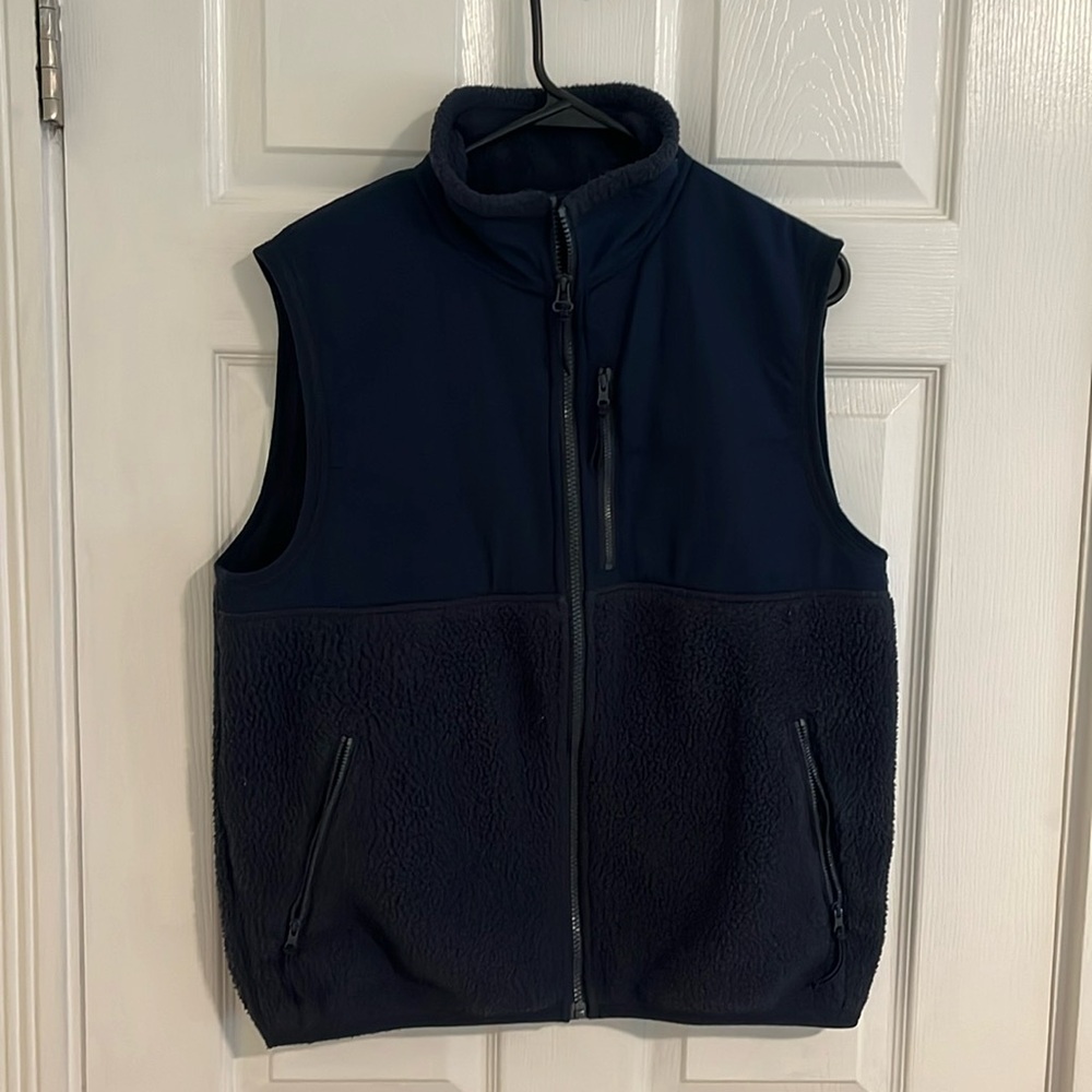 Navy blue j. crew/jeans fleece vest